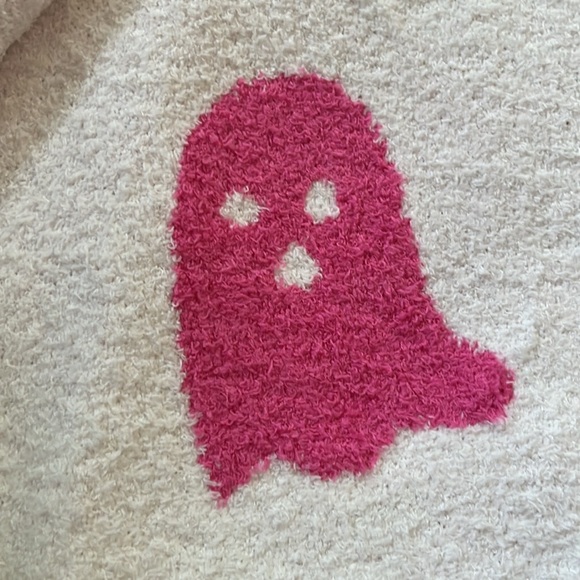 BRAND NEW HALLOWEEN PINK GHOST THROW BLANKET - Picture 5 of 6